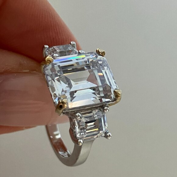 CZ 925 sterling silver ring Size 6 - Picture 5 of 7